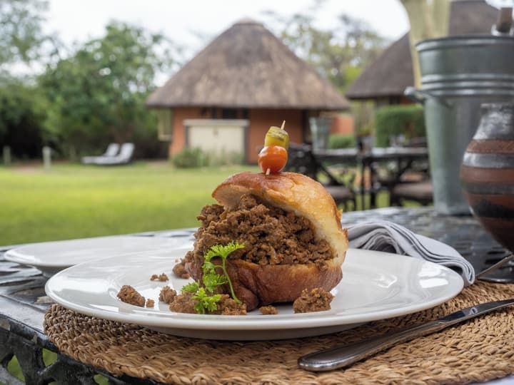 Mohlabetsi Safari Lodge