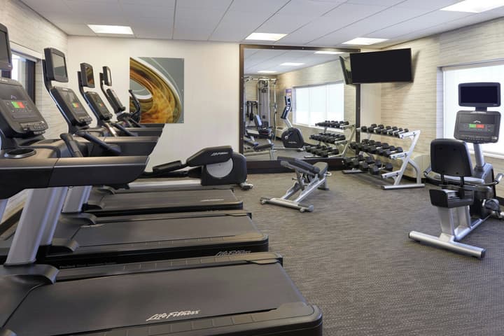 Courtyard by Marriott Kingston Highway 401/Division Street