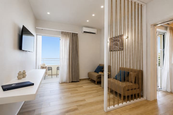 Eleftheria Hotel