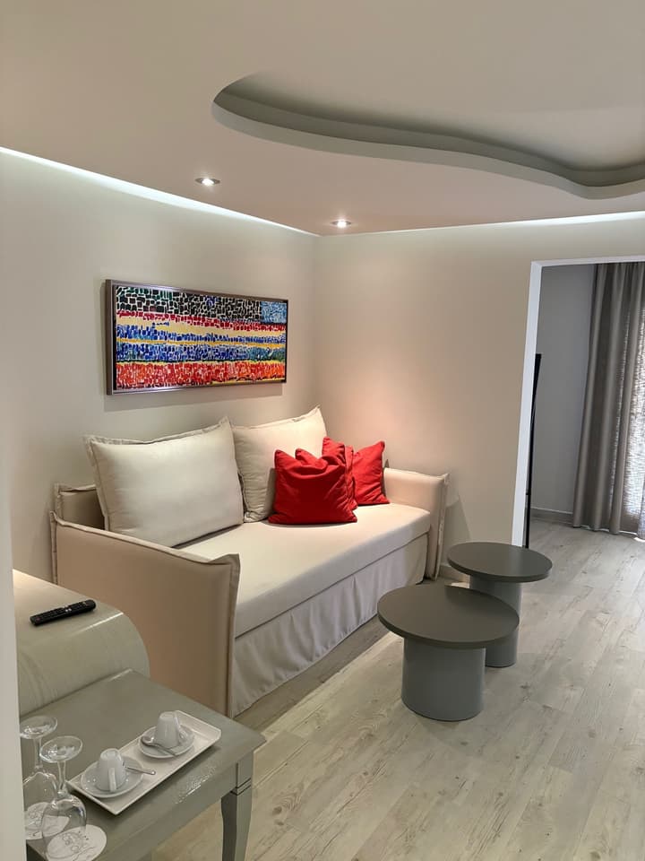 Kouros Art Hotel - Adults Only