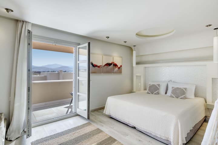 Kouros Art Hotel - Adults Only