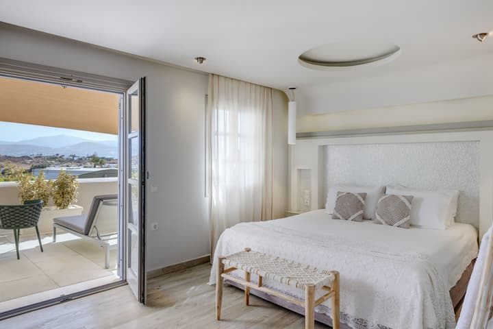 Kouros Art Hotel - Adults Only