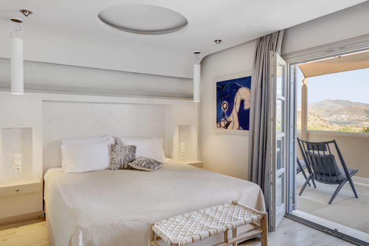 Kouros Art Hotel - Adults Only