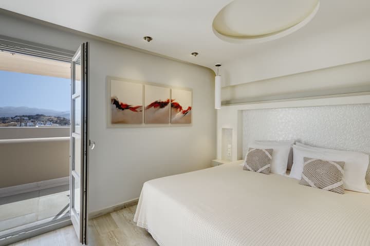 Kouros Art Hotel - Adults Only