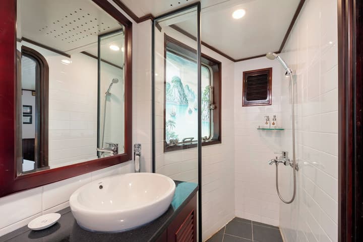 Emeraude Classic Cruises