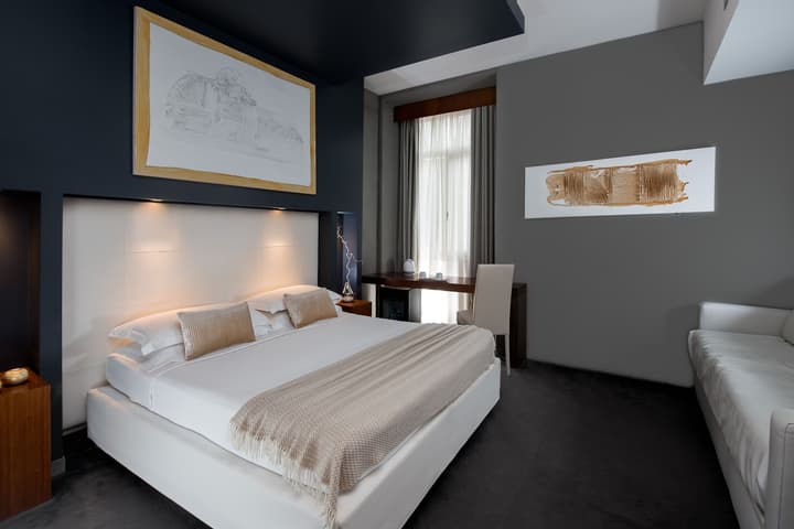 Hotel Metropolis