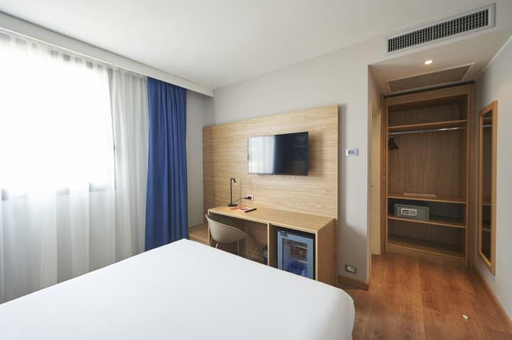 NEO Hotel