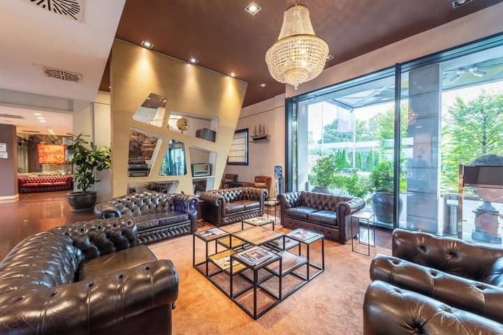 NEO Hotel