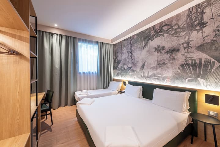 NEO Hotel