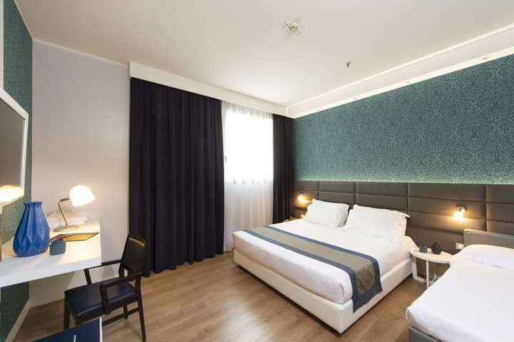 NEO Hotel