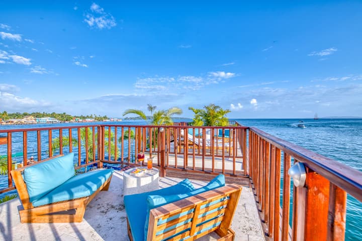 Tropical Suites Hotel