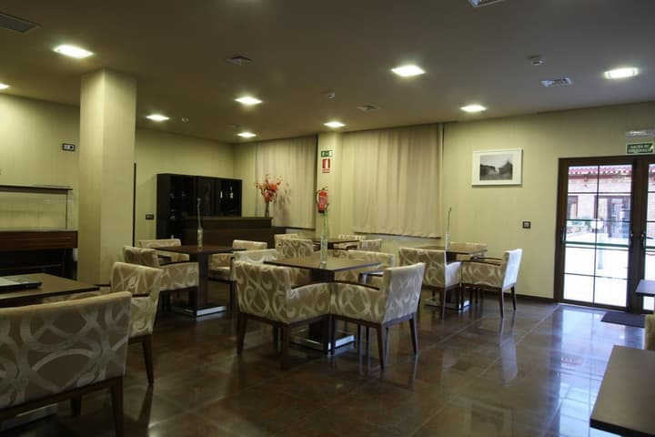 Hotel Dinastía