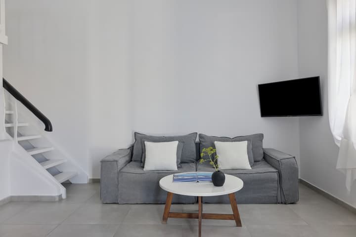 Pietra e Mare - Mykonos Moments by Mr and Mrs White