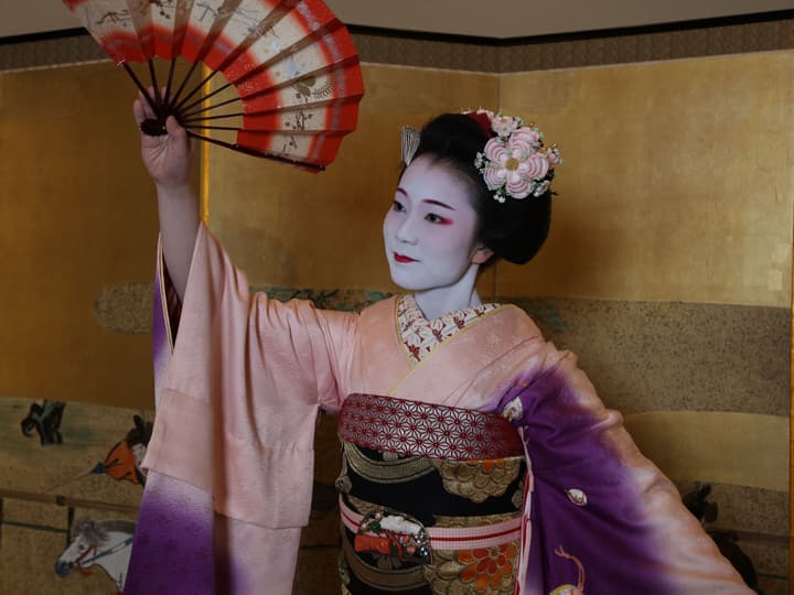 Gion Shinmonso