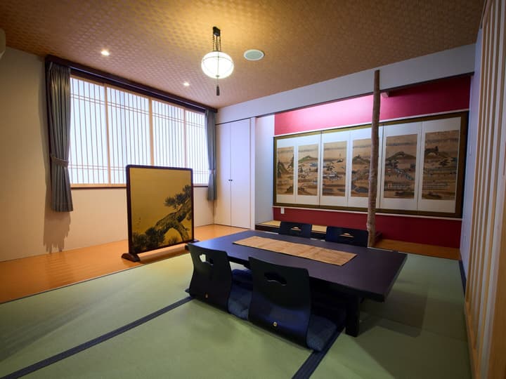 Gion Shinmonso