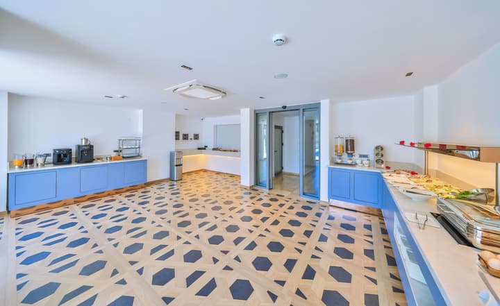 Linda Beach Class Hotel - Boutique Class
