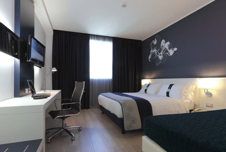 Holiday Inn Milan Nord Zara by IHG