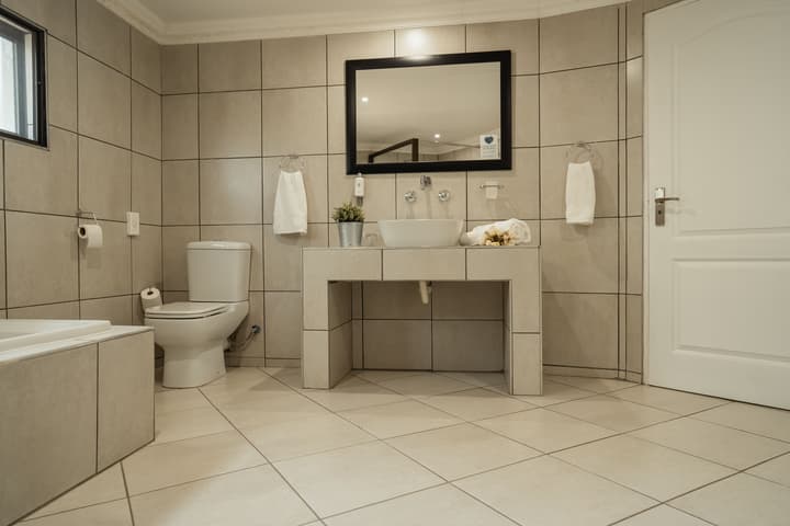 Tshukudu Game Lodge
