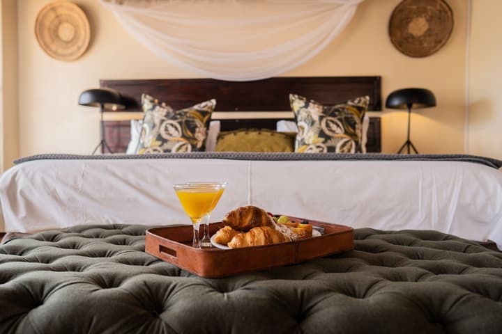Tshukudu Game Lodge