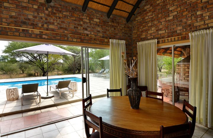 Tshukudu Game Lodge