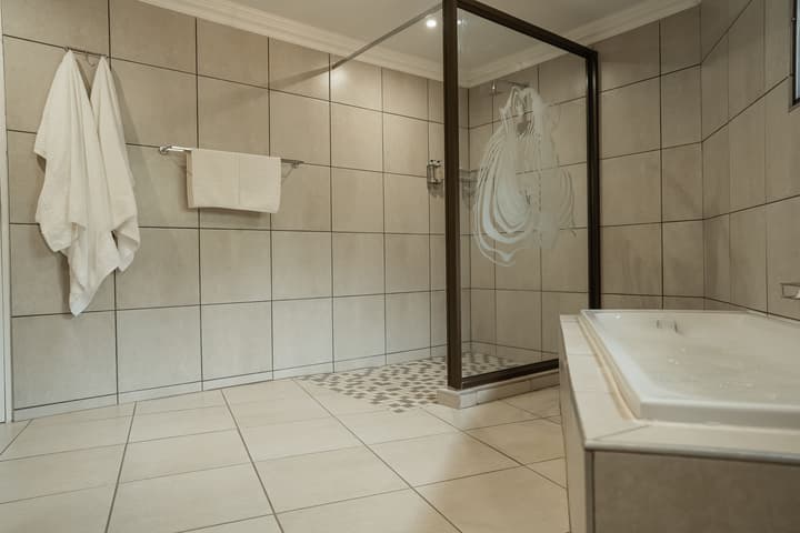 Tshukudu Game Lodge