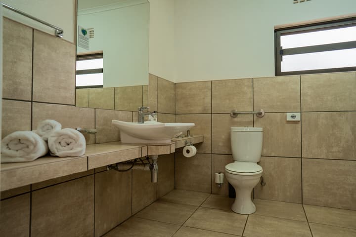 Tshukudu Game Lodge