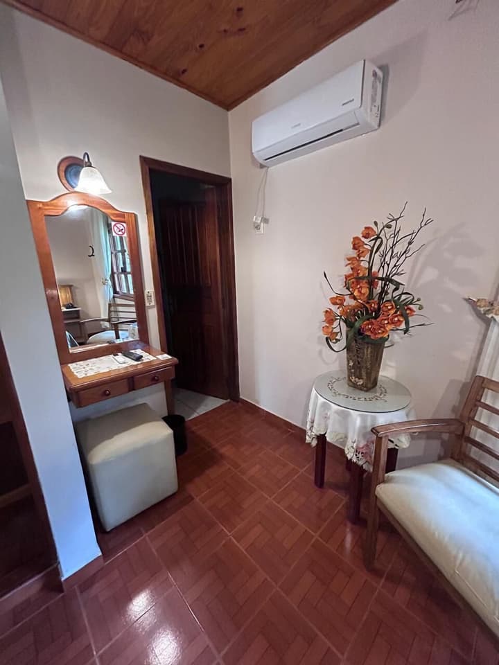 Orquideas Hotel & Cabañas