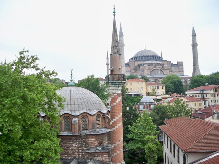 Modern Sultan Hotel
