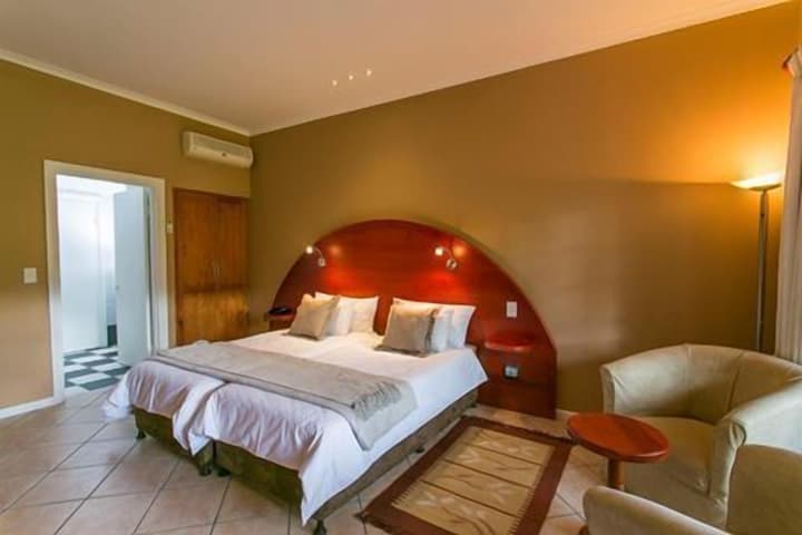 Hlangana Lodge