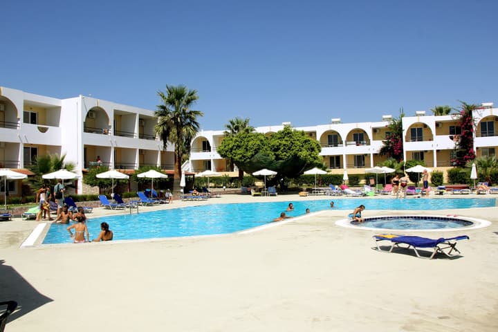 Lardos Bay