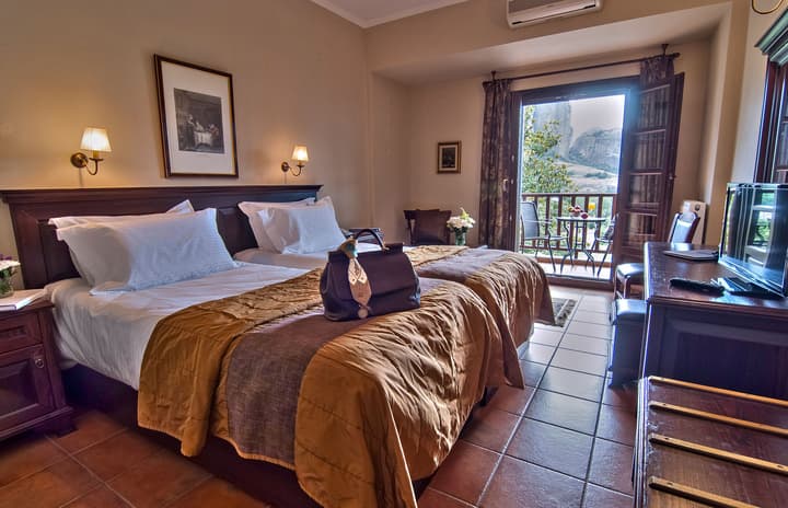 Doupiani House Hotel