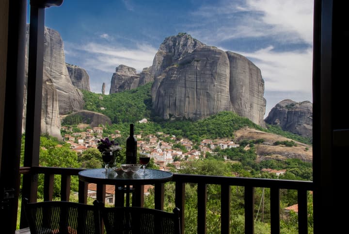 Doupiani House Hotel