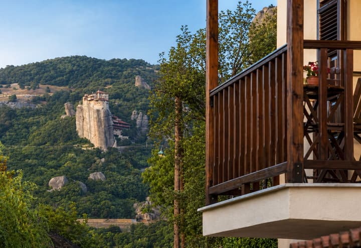 Doupiani House Hotel