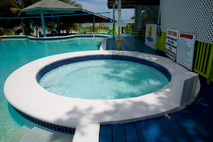 Fun Holiday Beach Resort