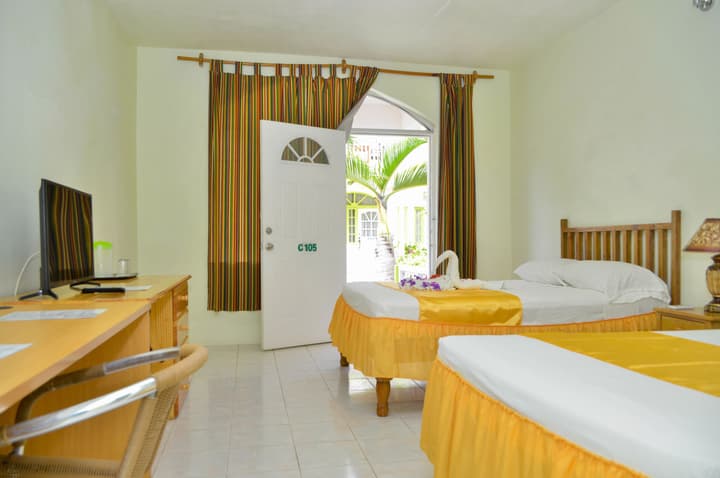 Fun Holiday Beach Resort