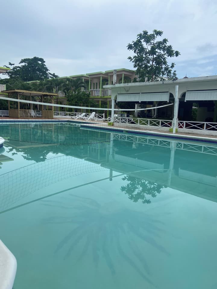 Fun Holiday Beach Resort