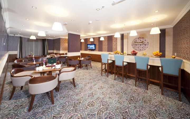 City Seasons Al Hamra Hotel