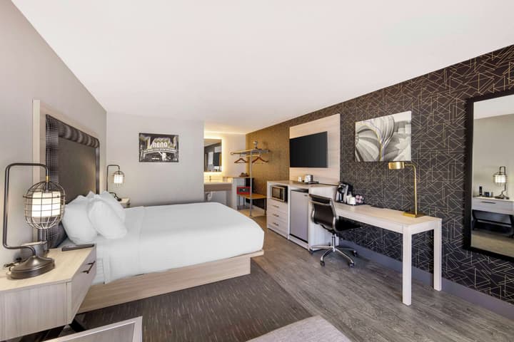 Aiden by Best Western South Reno