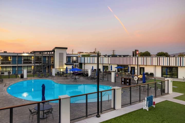 Aiden by Best Western South Reno