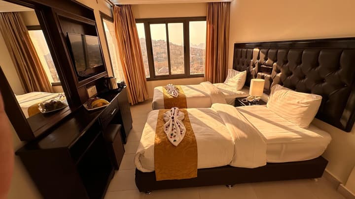 Sharah Mountains Hotel