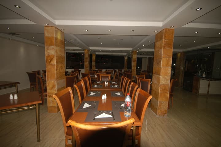 Sharah Mountains Hotel