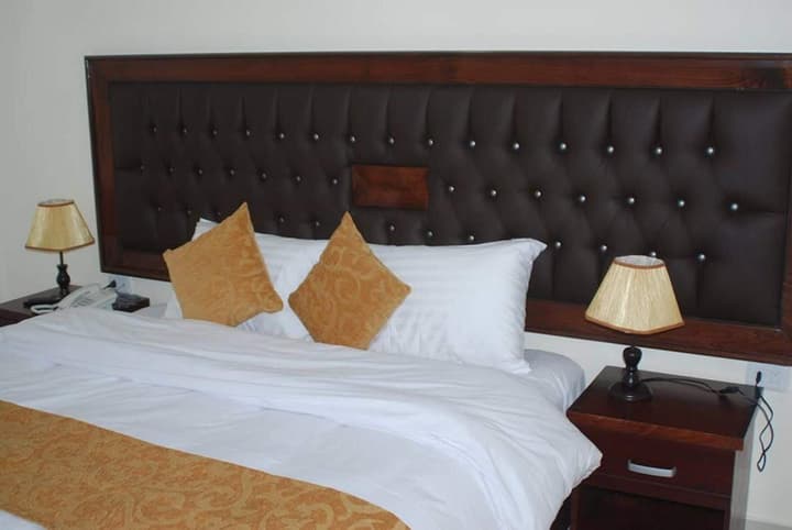 Sharah Mountains Hotel