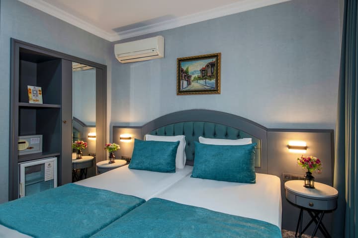 Tilia Hotel
