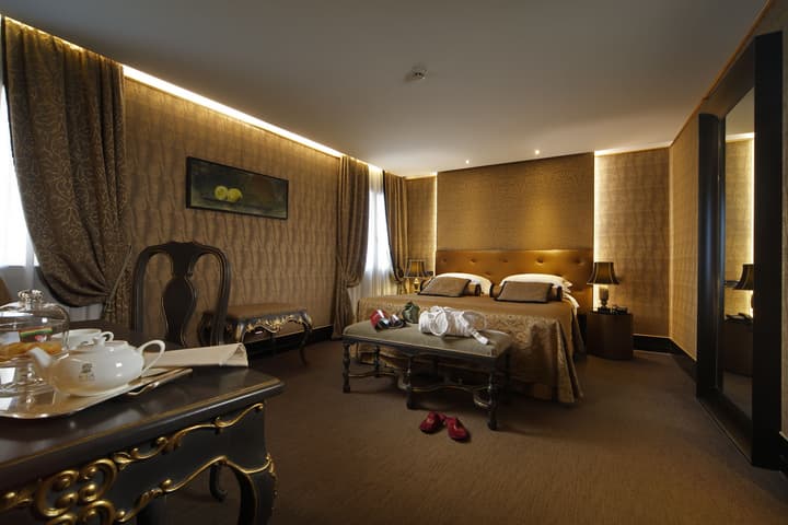 Aqua Palace Hotel