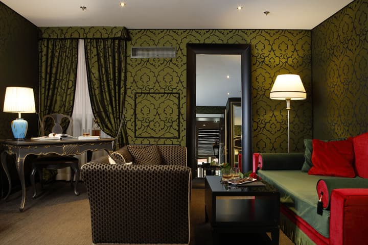 Aqua Palace Hotel