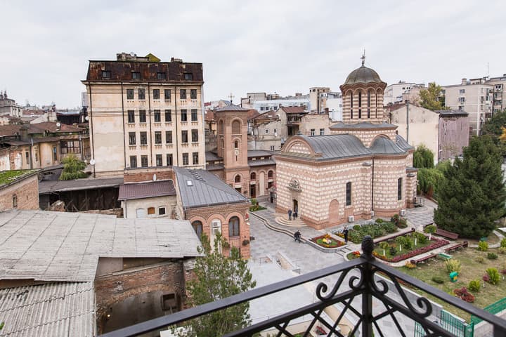 Dor Bucharest, Curio Collection by Hilton
