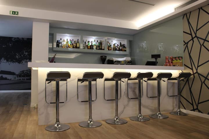 Hotel Genesis