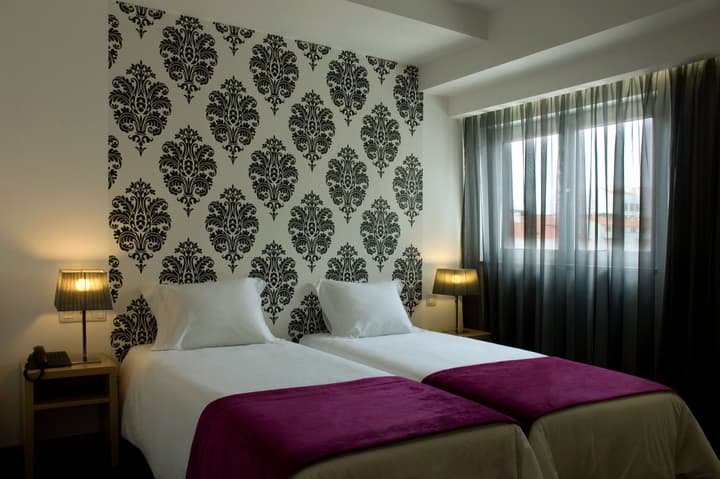 Hotel Genesis