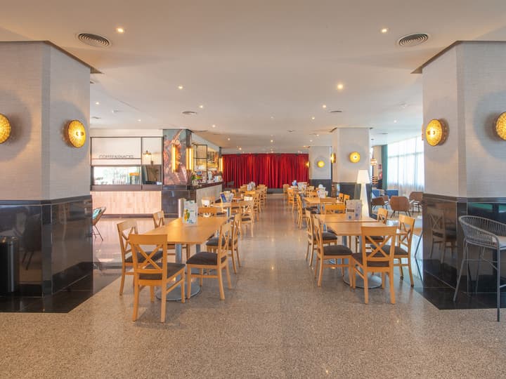 Aparthotel Fuengirola Beach
