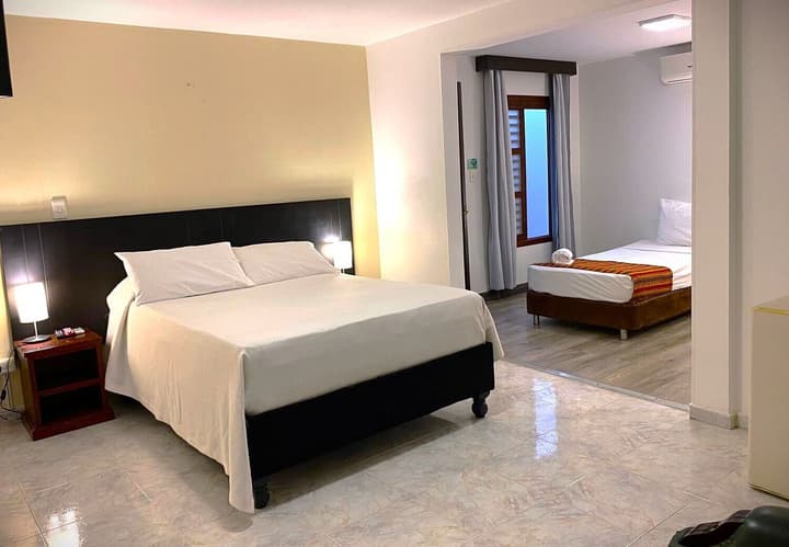 TAMA Hotel Granada Real Cali